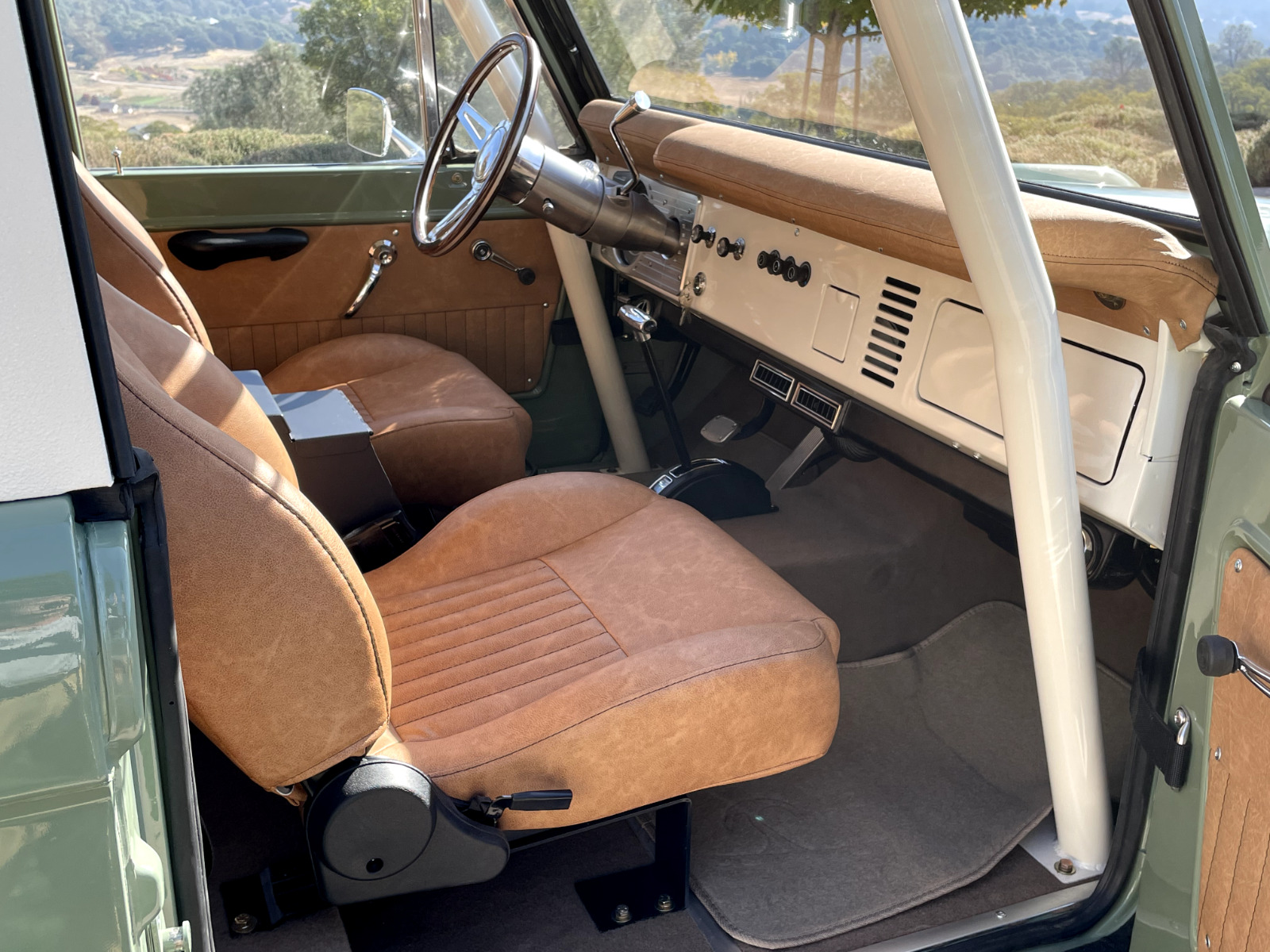 Ford-Bronco-1973-Convertible-25