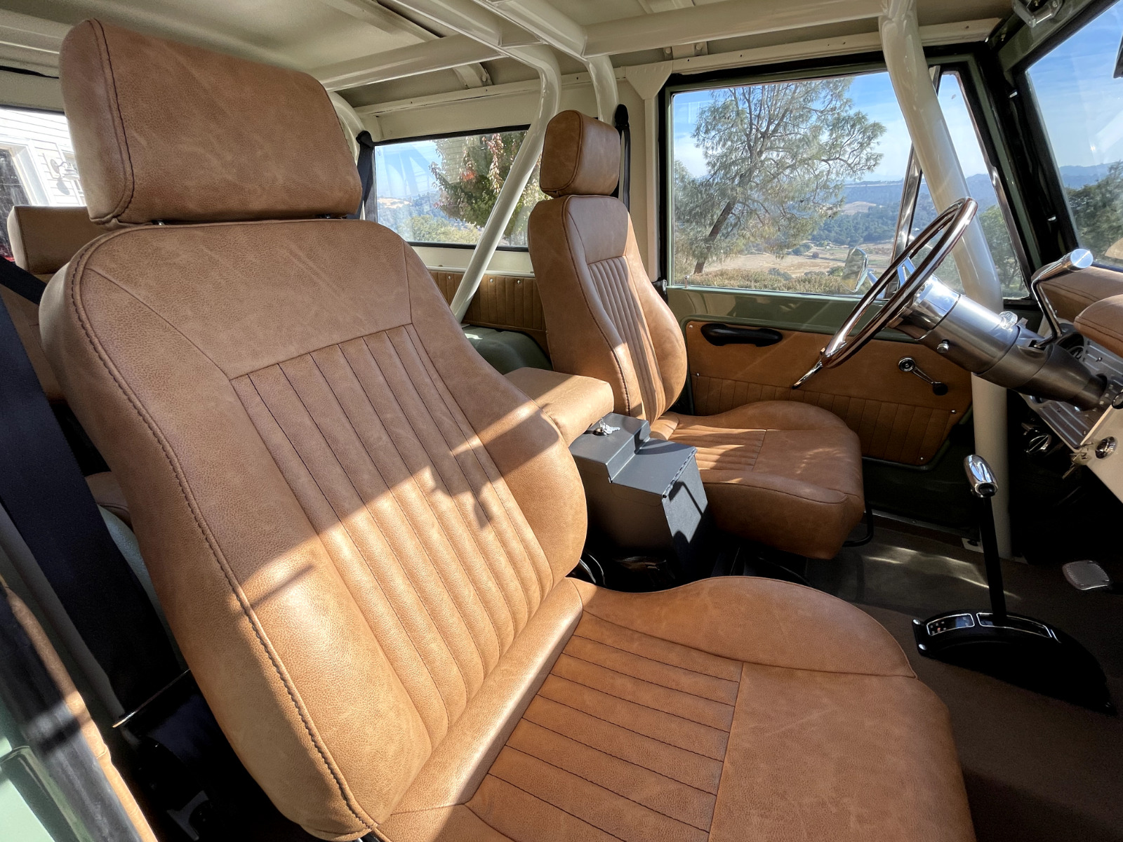 Ford-Bronco-1973-Convertible-28