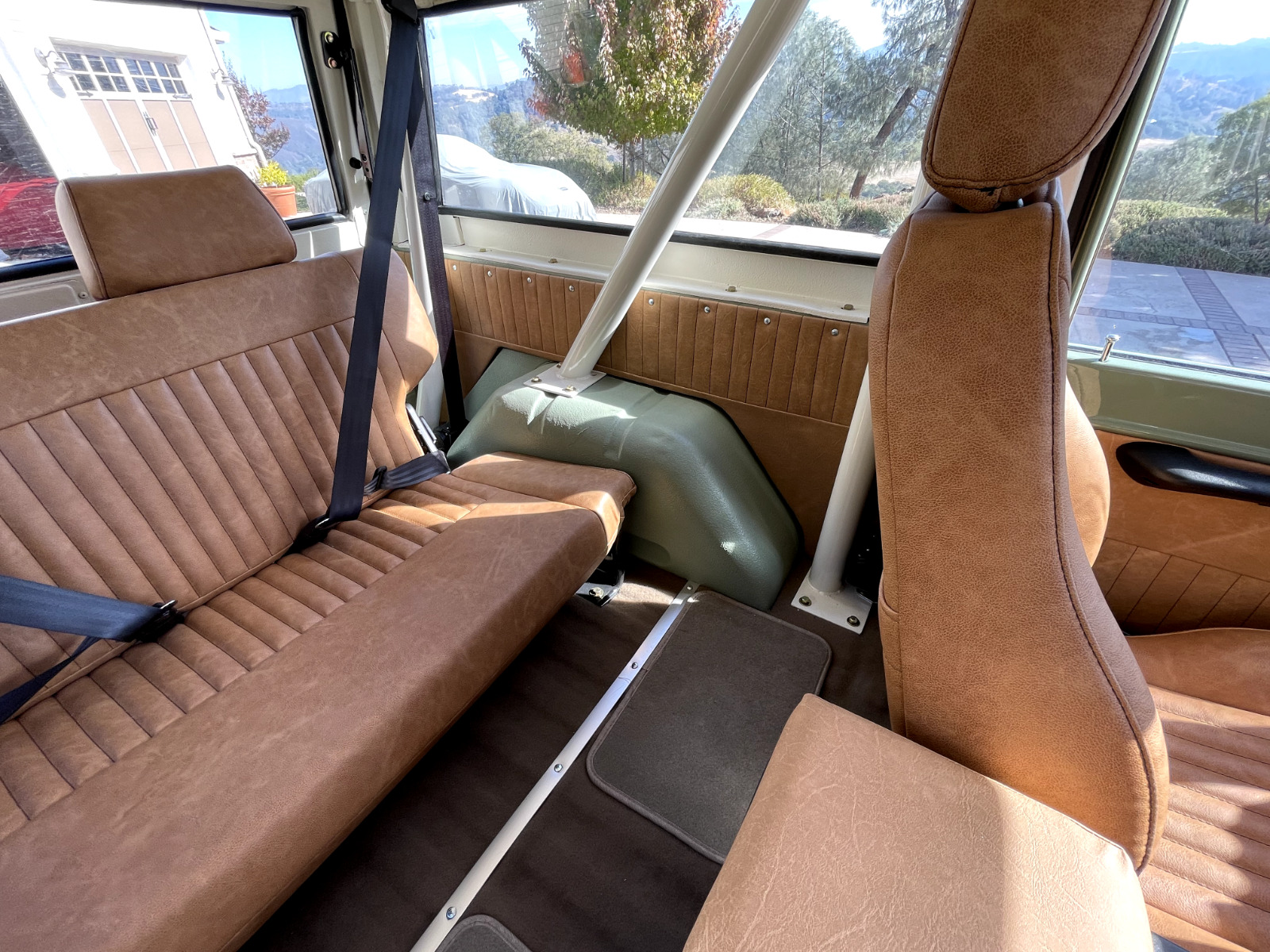 Ford-Bronco-1973-Convertible-30