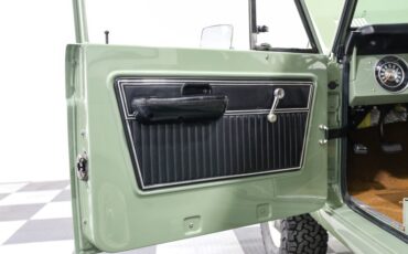 Ford-Bronco-1973-Mint-Green-Tan-14