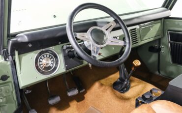 Ford-Bronco-1973-Mint-Green-Tan-15