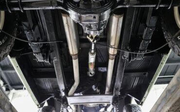 Ford-Bronco-1973-Mint-Green-Tan-24