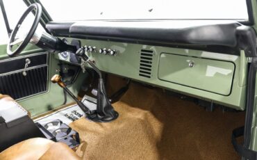 Ford-Bronco-1973-SUV-16