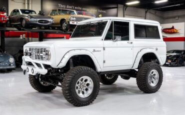 Ford-Bronco-1973-SUV-3