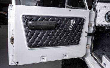 Ford-Bronco-1973-SUV-9