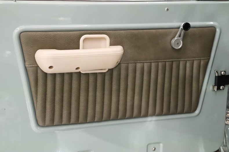 Ford-Bronco-1974-Cactus-Gray-Gray-1