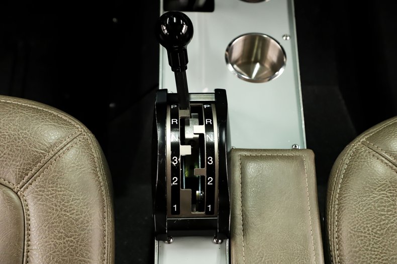 Ford-Bronco-1974-Cactus-Gray-Gray-16