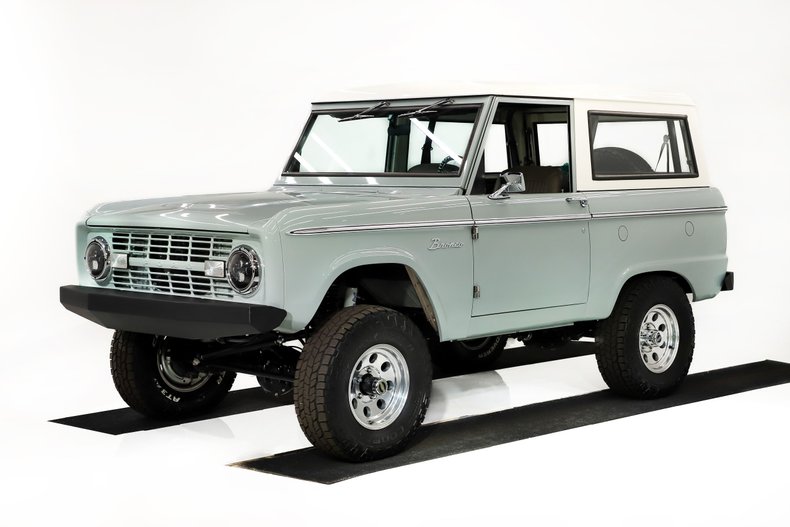 Ford-Bronco-1974-Cactus-Gray-Gray-23