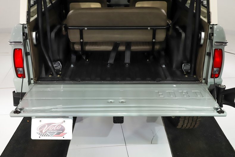 Ford-Bronco-1974-Cactus-Gray-Gray-31