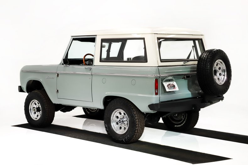 Ford-Bronco-1974-Cactus-Gray-Gray-36