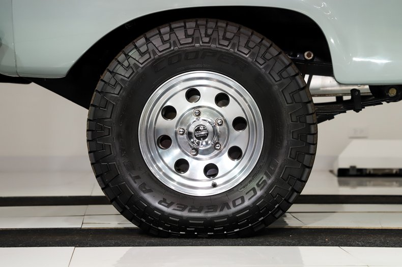 Ford-Bronco-1974-Cactus-Gray-Gray-45