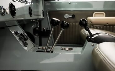 Ford-Bronco-1974-Cactus-Gray-Gray-5