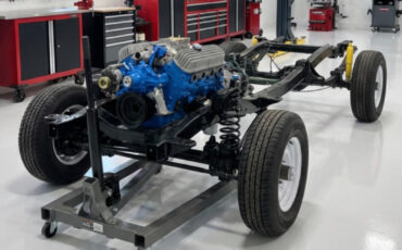 Ford-Bronco-1976-Convertible-19