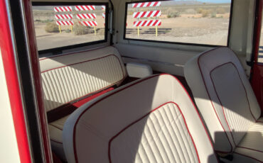 Ford-Bronco-1976-Convertible-23