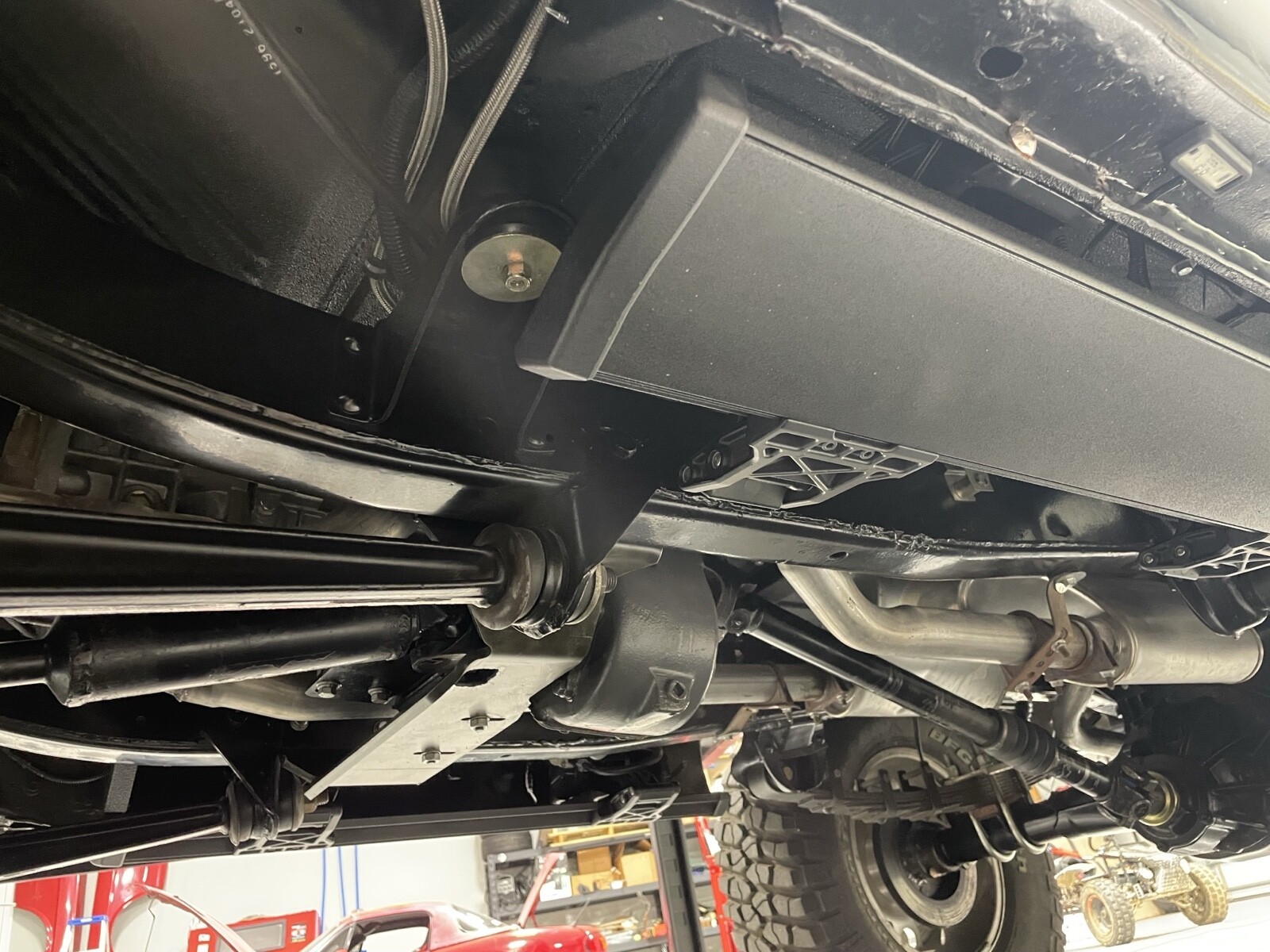 Ford-Bronco-1977-SUV-20