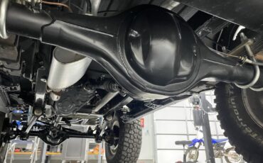 Ford-Bronco-1977-SUV-21