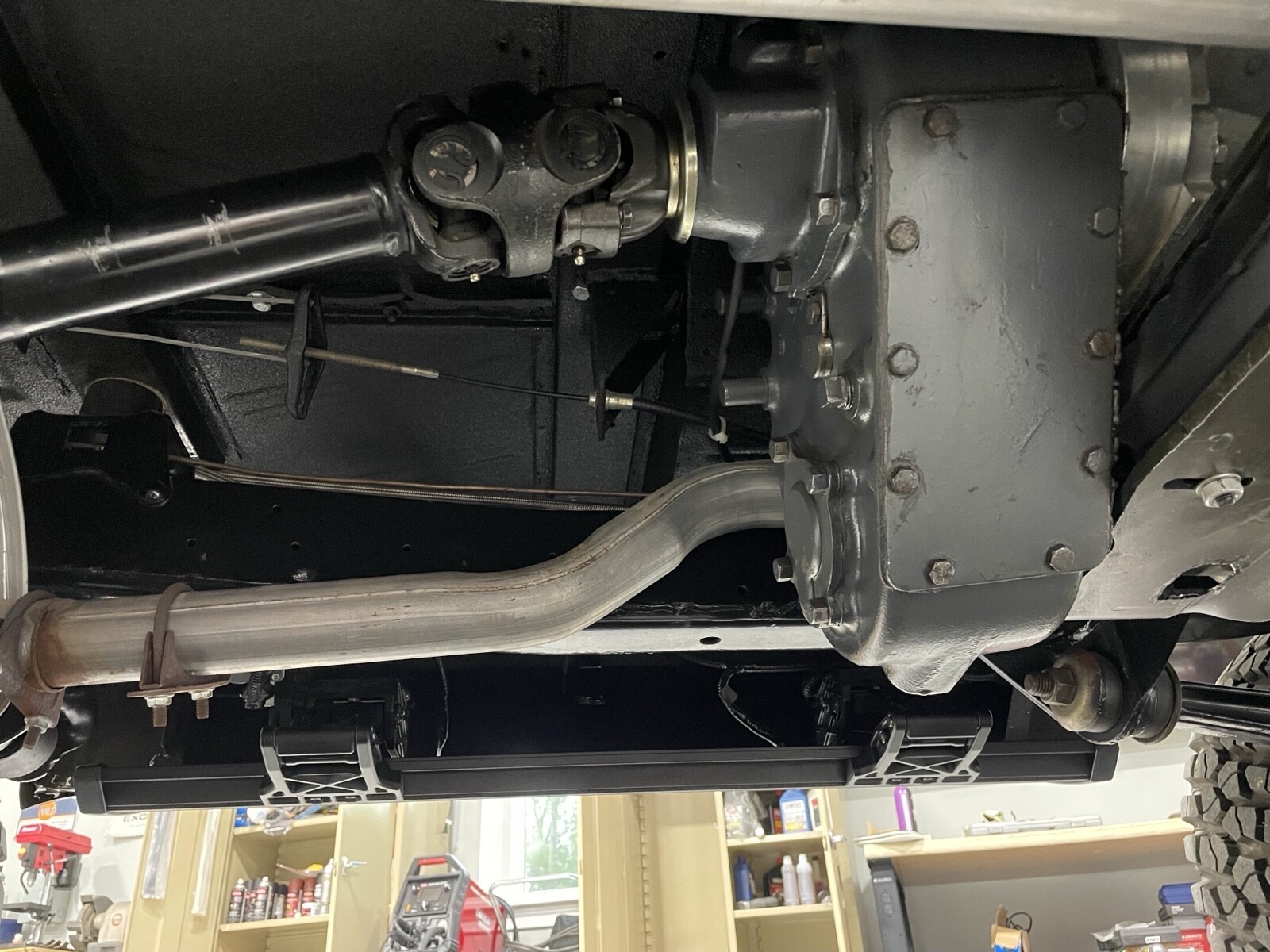 Ford-Bronco-1977-SUV-25