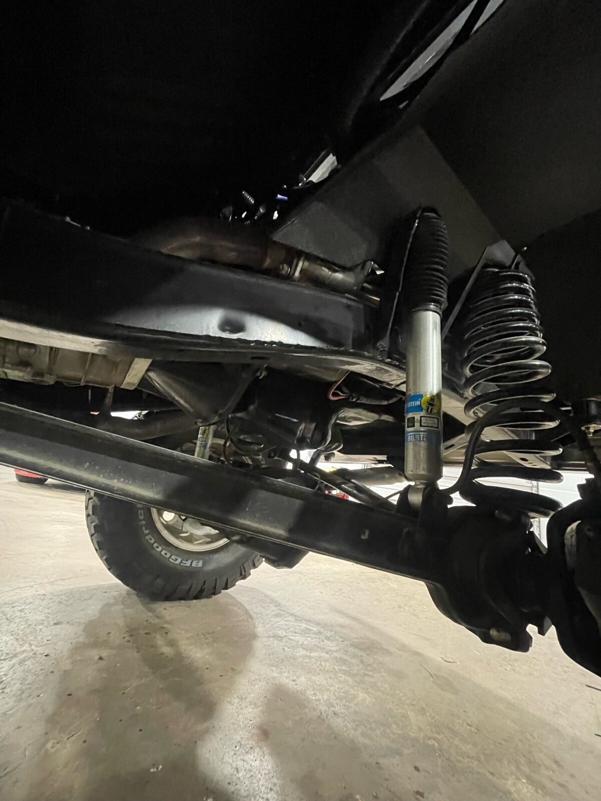 Ford-Bronco-1977-SUV-27