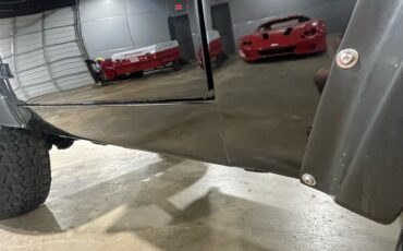 Ford-Bronco-1977-SUV-4