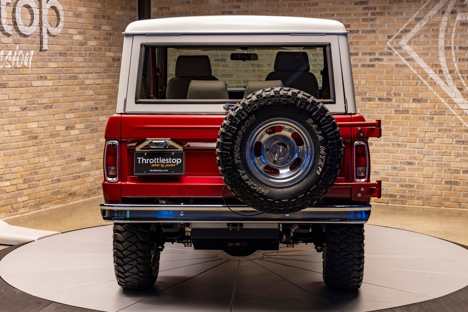 Ford-Bronco-1977-SUV-6