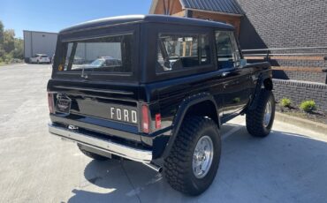 Ford-Bronco-1977-SUV-8