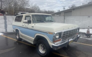 Ford-Bronco-1978-1