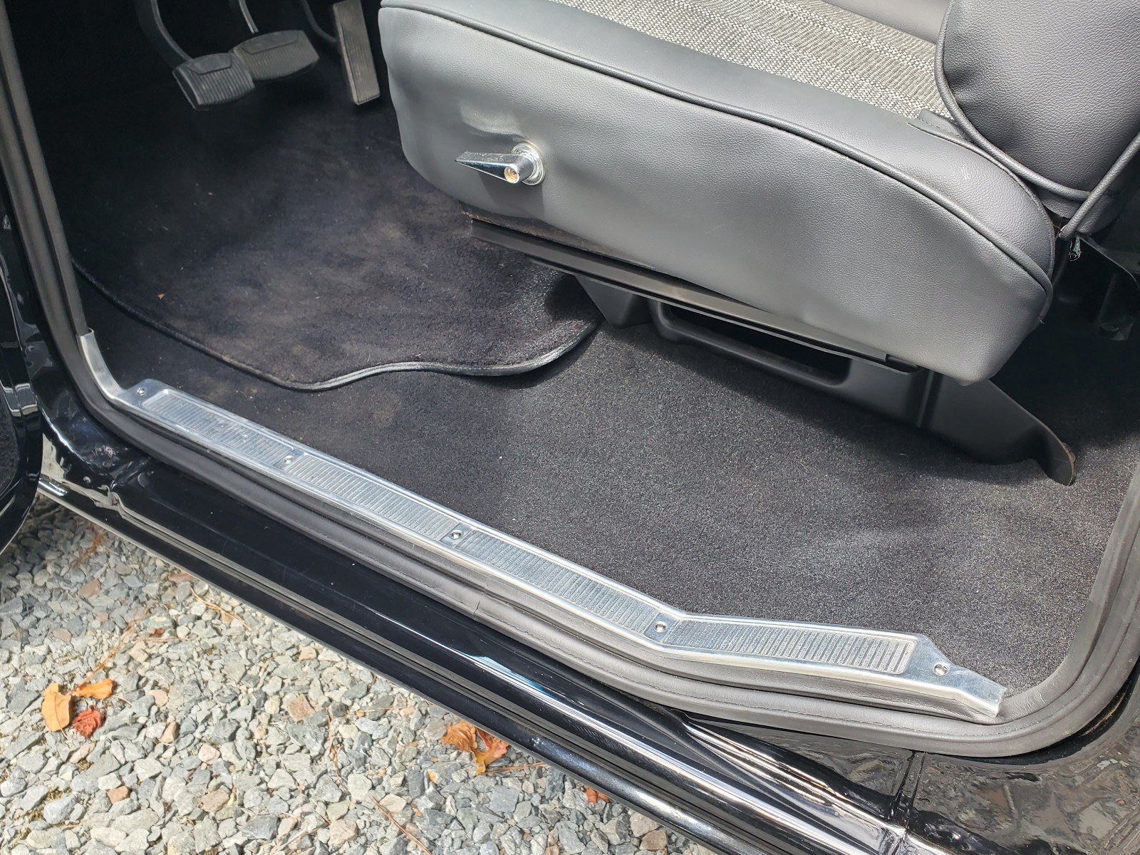 Ford-Bronco-1979-SUV-21