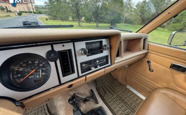 Ford-Bronco-1984-SUV-18