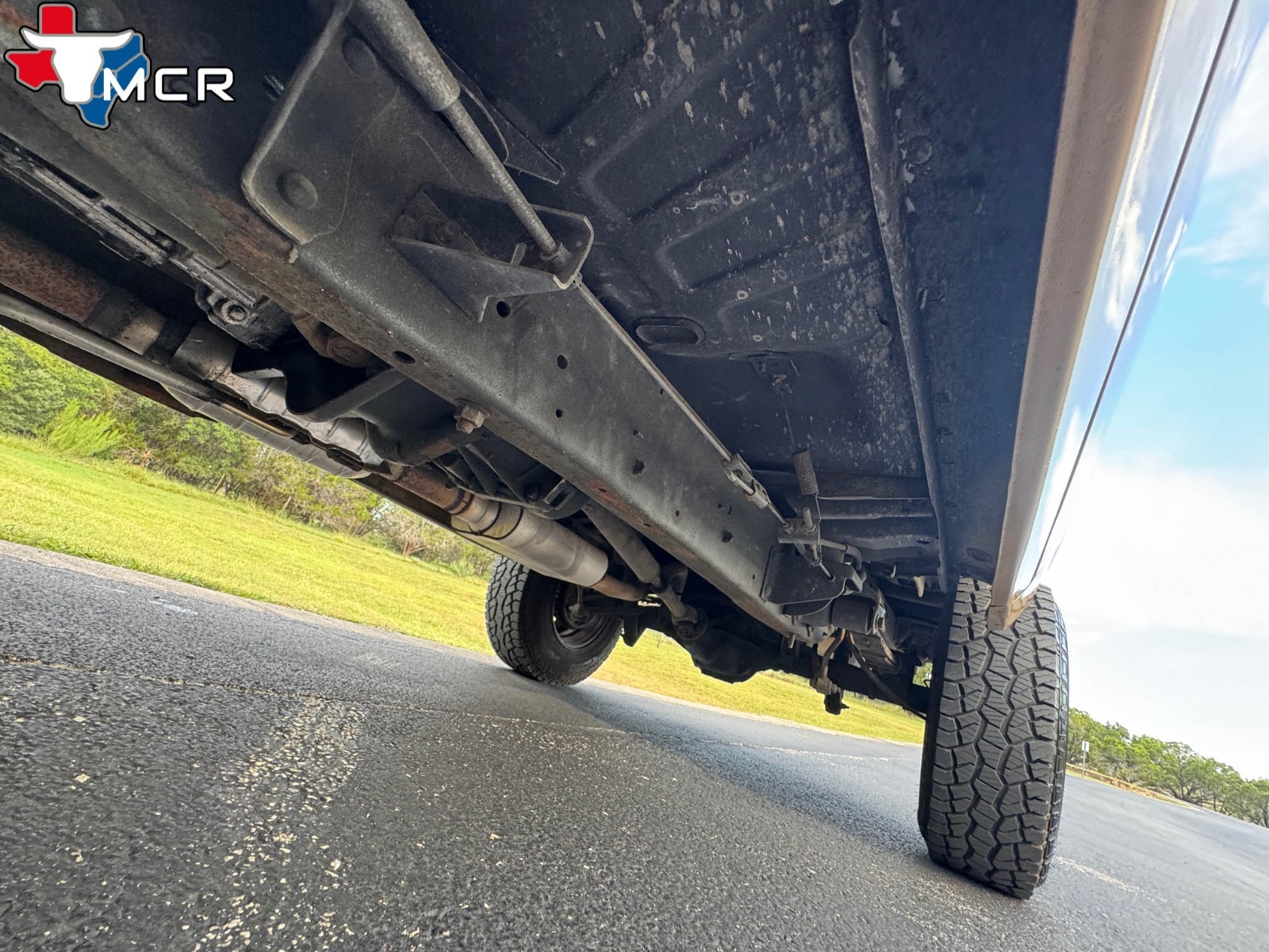 Ford-Bronco-1984-SUV-20