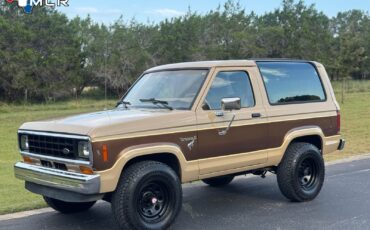 Ford-Bronco-1984-SUV-5