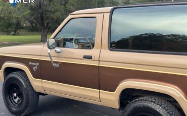 Ford-Bronco-1984-SUV-9