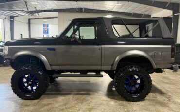 Ford-Bronco-1989-SUV-1