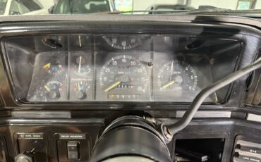 Ford-Bronco-1989-SUV-13