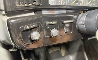 Ford-Bronco-1989-SUV-15