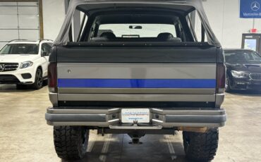 Ford-Bronco-1989-SUV-4