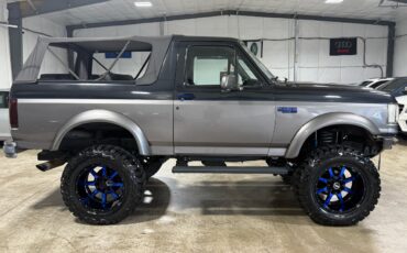 Ford-Bronco-1989-SUV-5