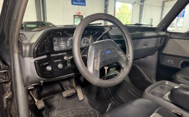 Ford-Bronco-1989-SUV-9