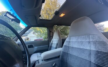 Ford-Bronco-1990-SUV-5