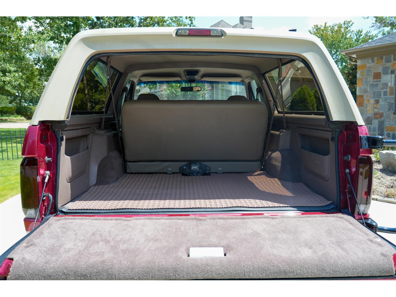 Ford-Bronco-1995-Red-Tan-5