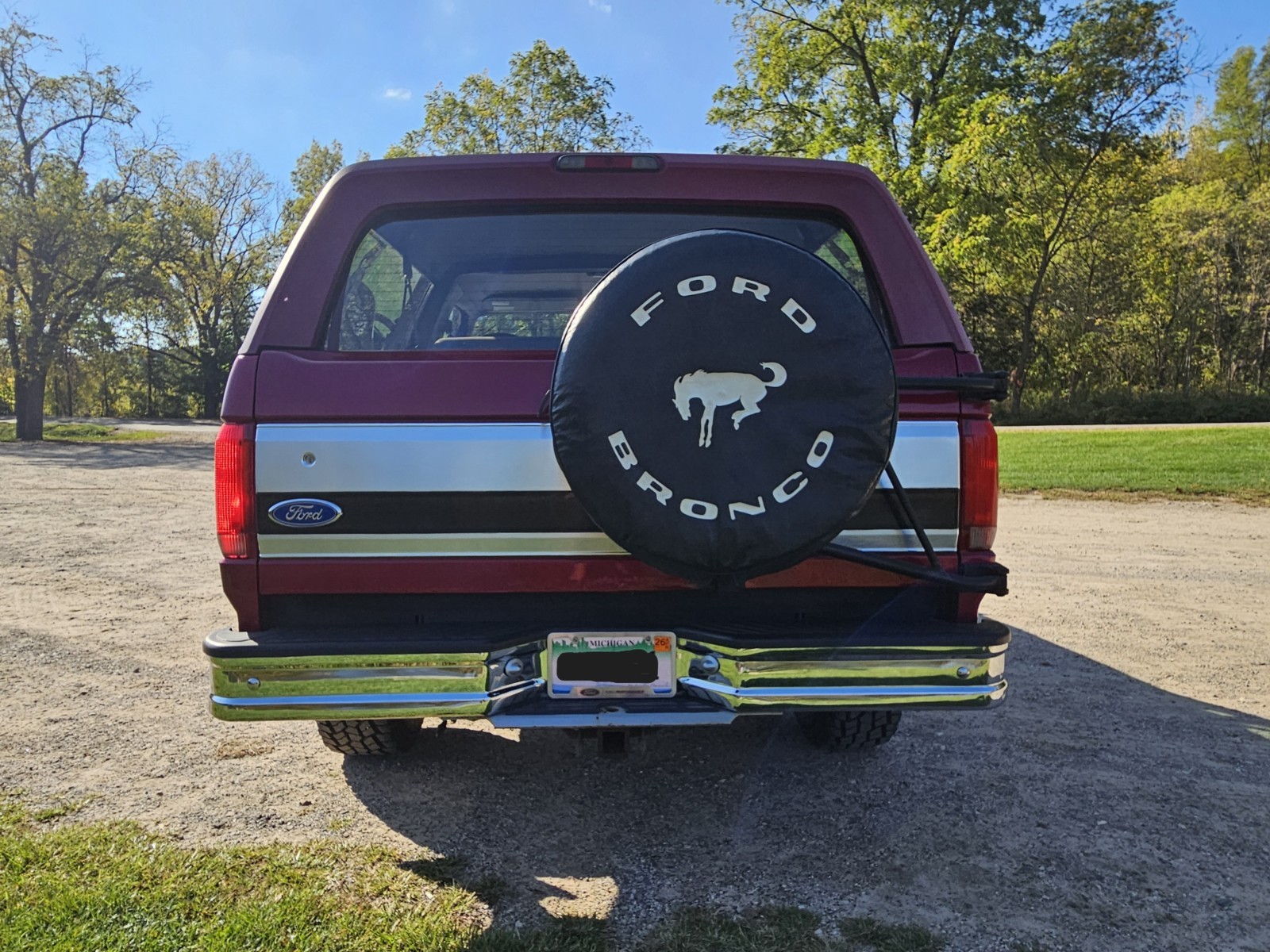 Ford-Bronco-1995-SUV-12