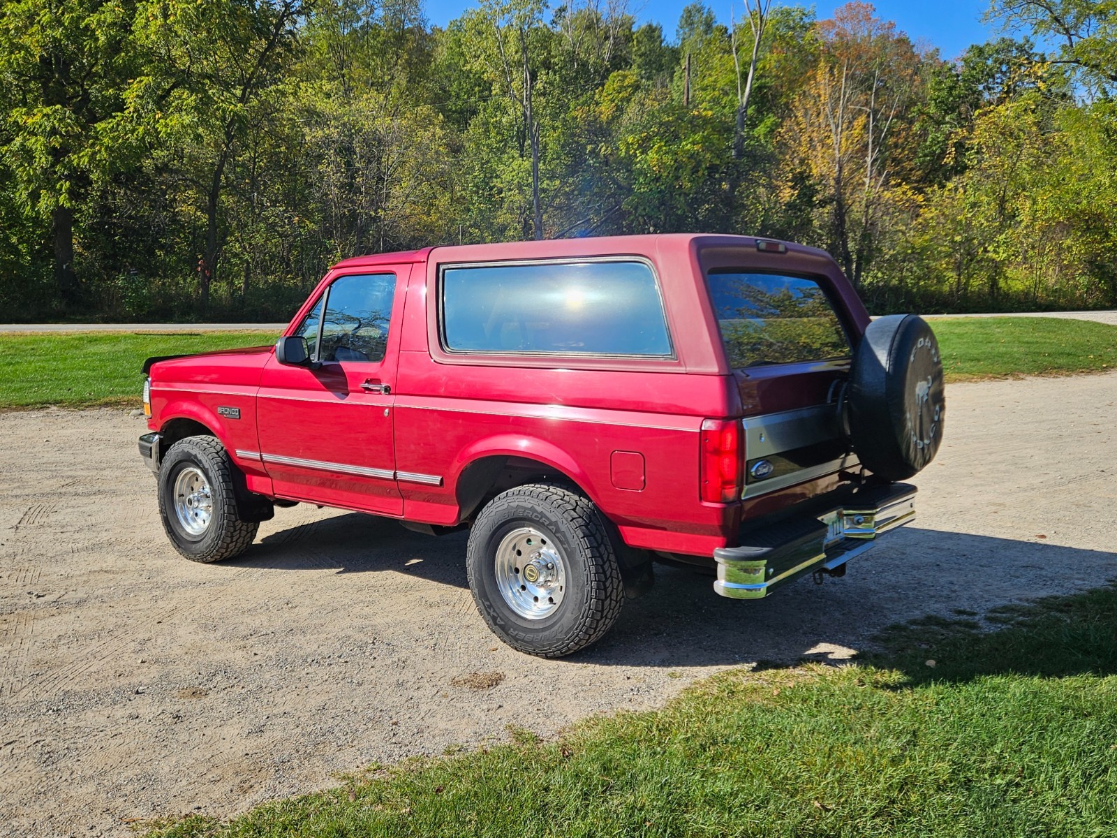 Ford-Bronco-1995-SUV-13