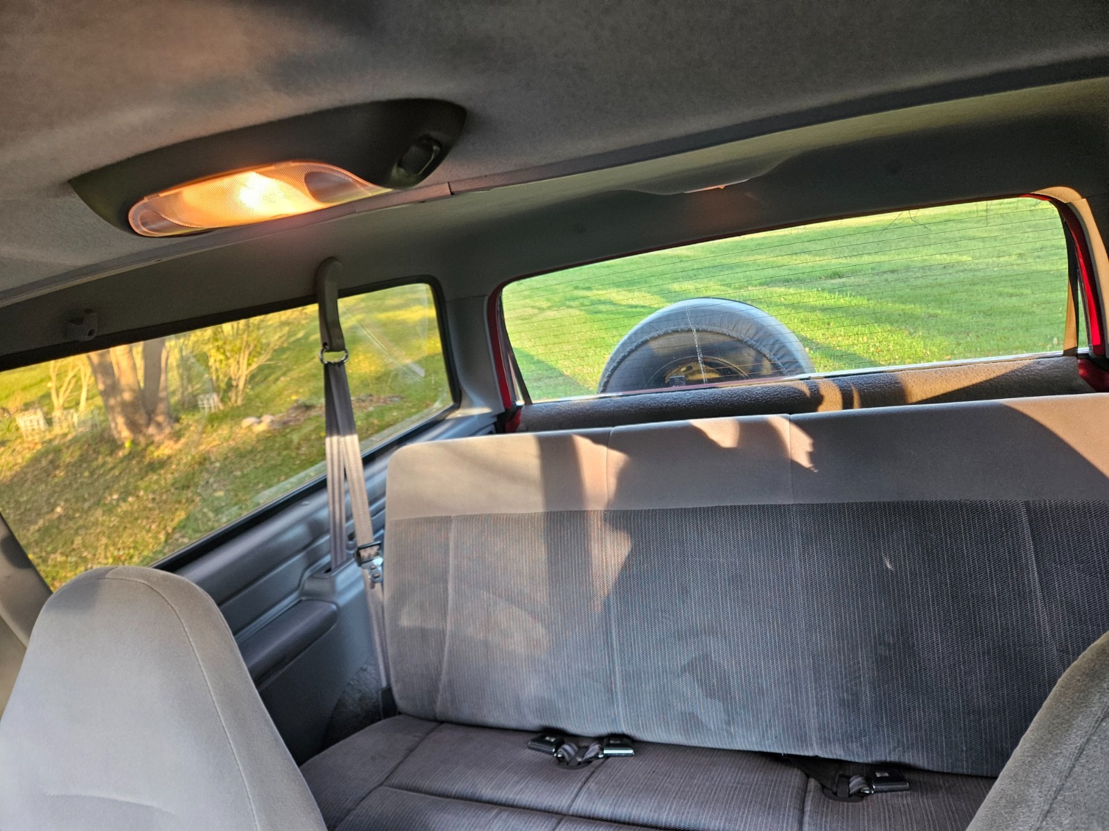 Ford-Bronco-1995-SUV-27