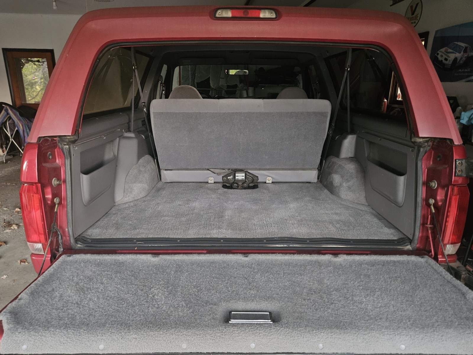 Ford-Bronco-1995-SUV-30