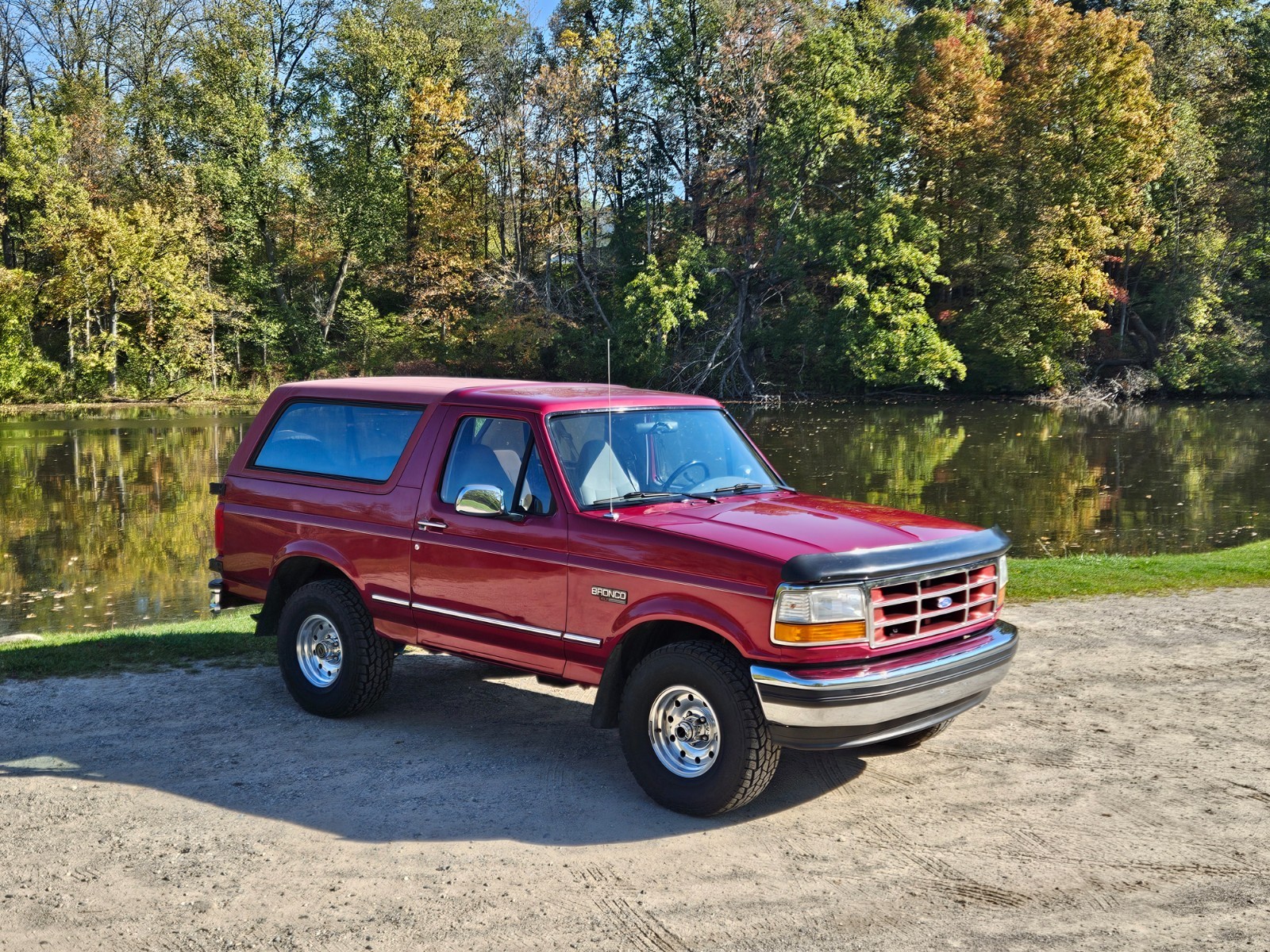 Ford-Bronco-1995-SUV-8