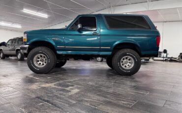Ford-Bronco-1996-SUV-1