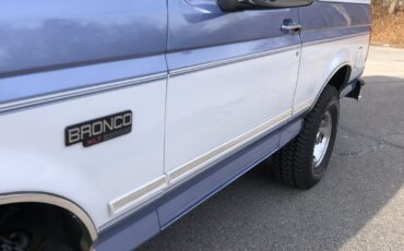 Ford-Bronco-1996-SUV-13
