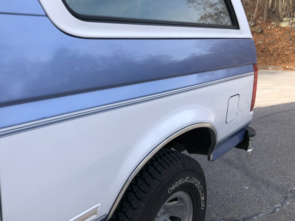 Ford-Bronco-1996-SUV-15