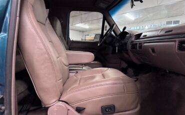 Ford-Bronco-1996-SUV-15