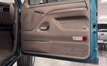 Ford-Bronco-1996-SUV-17