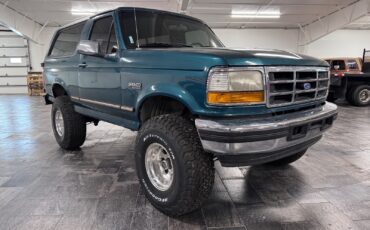 Ford-Bronco-1996-SUV-2